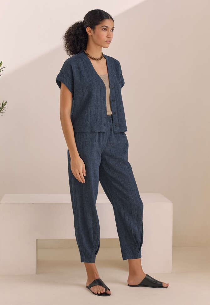 Crinkle tapered trousers, Dark indigo, completeTheLook