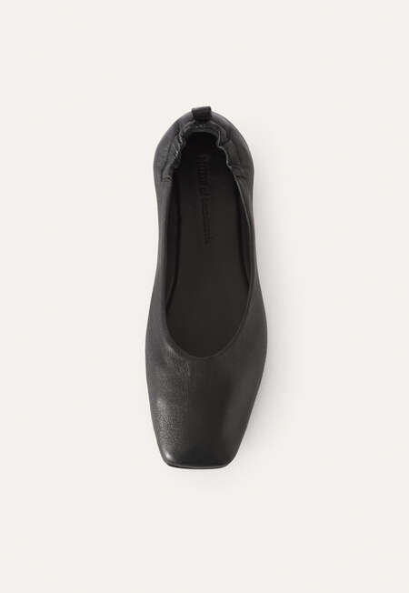 Square-toe pumps, Black, completeTheLook