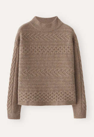 Cable-stitch sweater, Latte, webstill