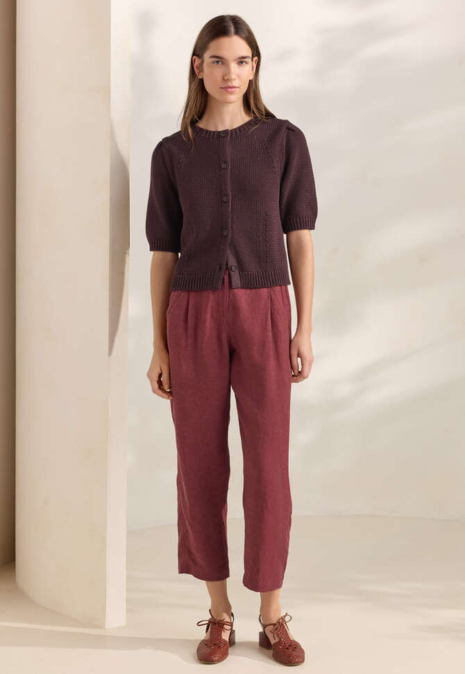 Cropped tapered trousers, Dark red, completeTheLook