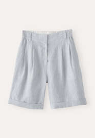 Pleat-front shorts, Cornflower cream, webstill