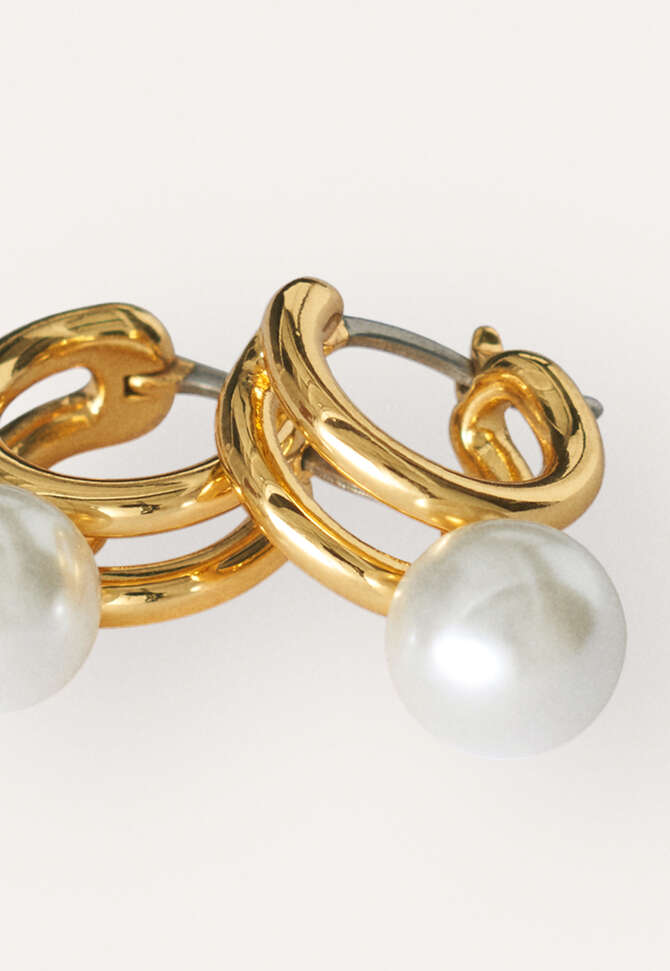 Half-hoop earrings, Gold, completeTheLook