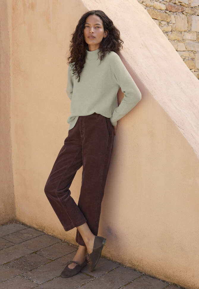 Slim cropped trousers, Soft aubergine, completeTheLook