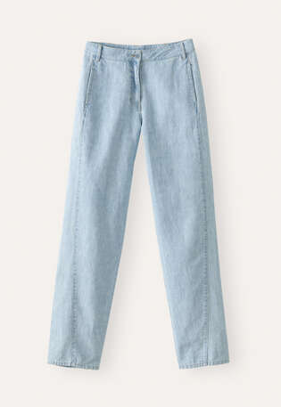 Indigo-dyed trousers, Pale denim, webstill