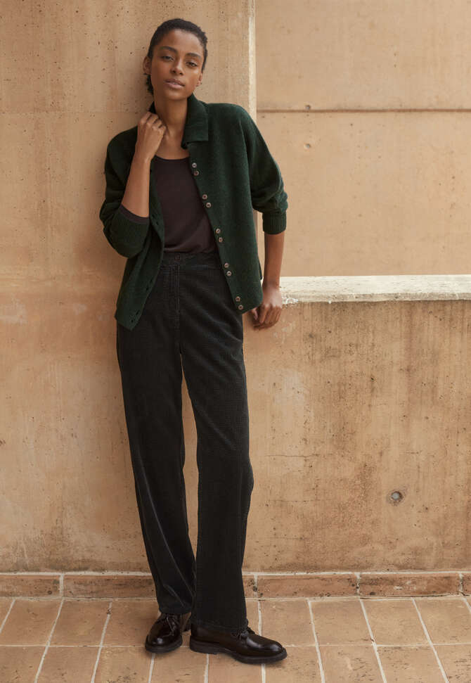 Tapered trousers, Dark forest, completeTheLook