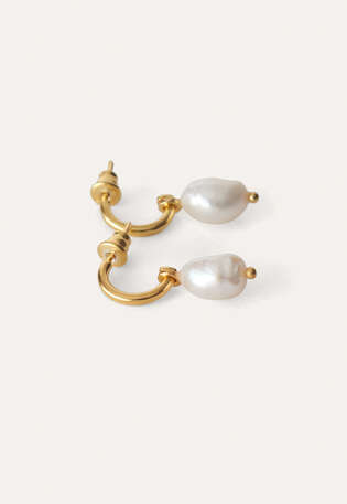 Earrings, Gold pearl, webstill