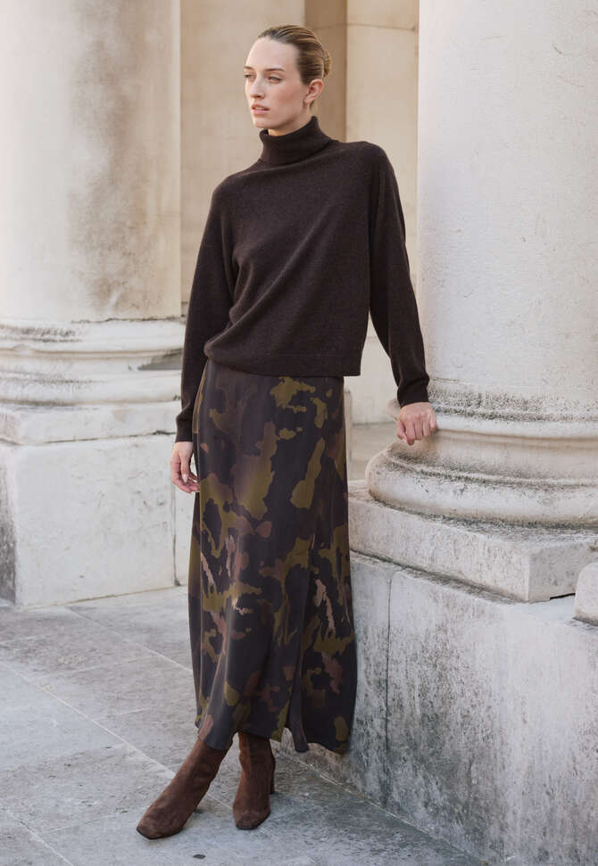 Roll-neck sweater, Dark aubergine, completeTheLook