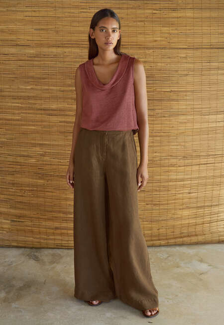 Folded-collar sleeveless top, Dark blush, completeTheLook