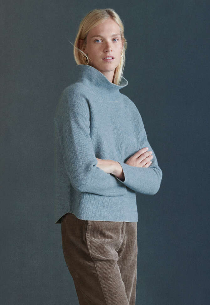 Herringbone-stitch sweater, Ocean grey, completeTheLook