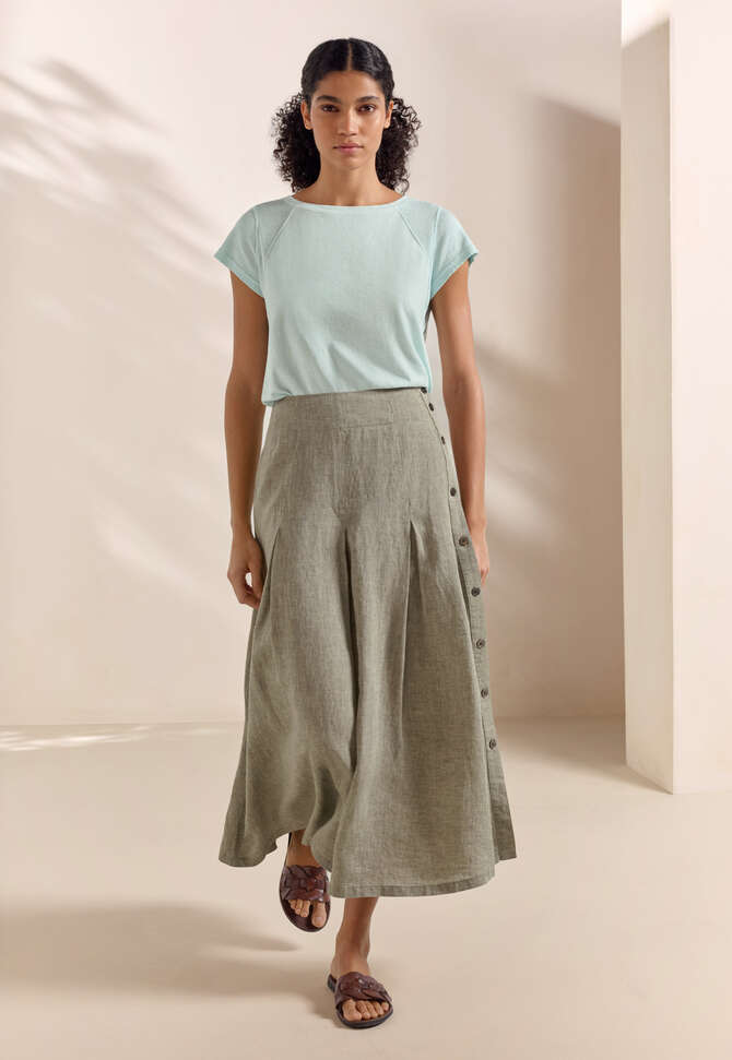 Long pleated skirt, Soft khaki, completeTheLook