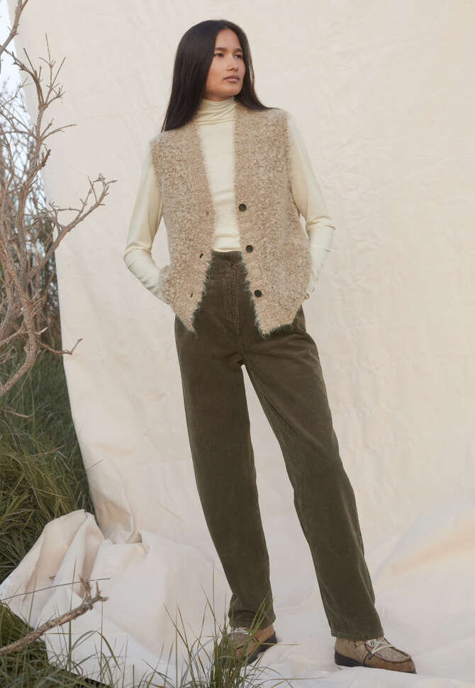 Knitted waistcoat, Pale fawn, completeTheLook