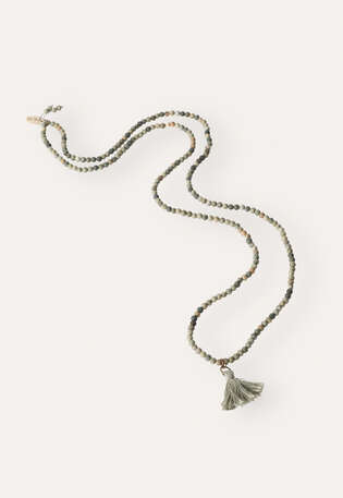 Bead necklace, Silver-leaf jasper, webstill