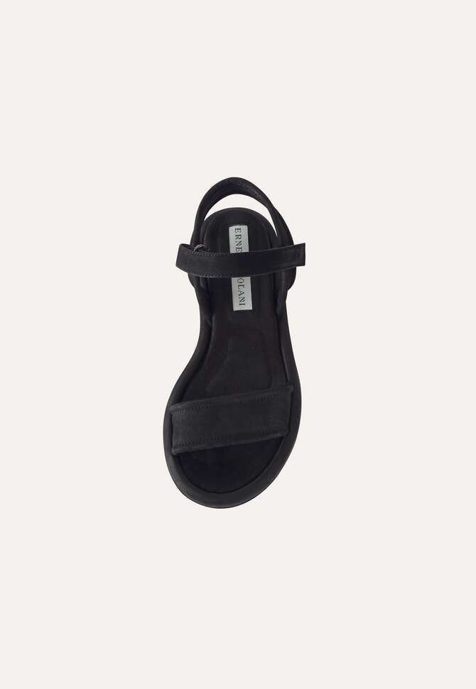 Strappy leather sandal, Black, completeTheLook