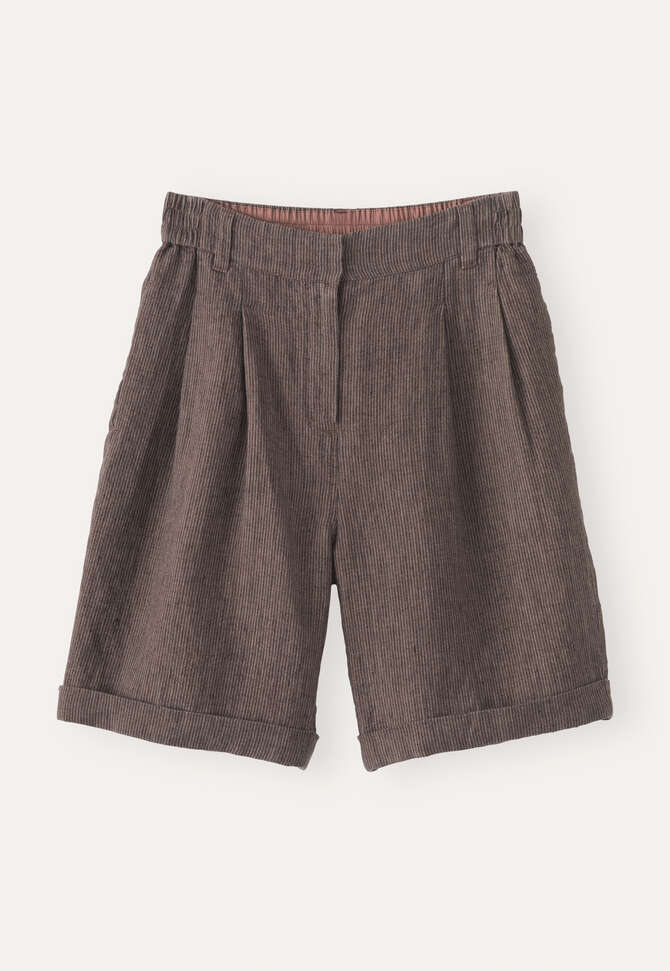 Pleat-front shorts