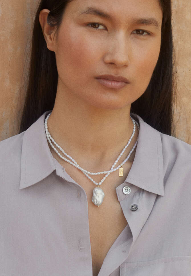 Beaded necklace, Gold pearl, completeTheLook