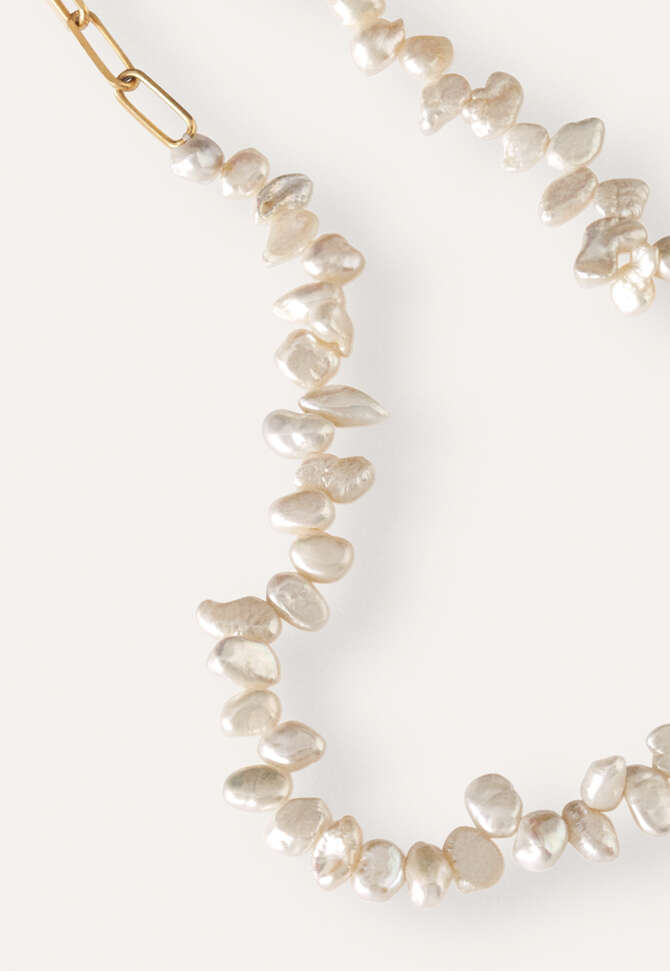 Pearl necklace, Gold pearl, completeTheLook
