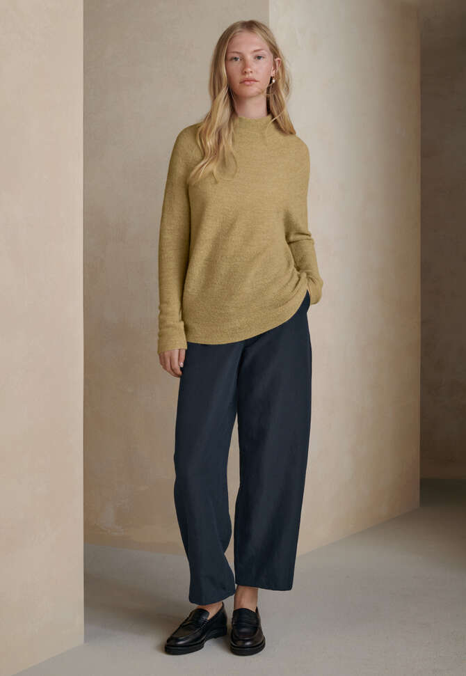 High-neck sweater, Yellow wheat, completeTheLook