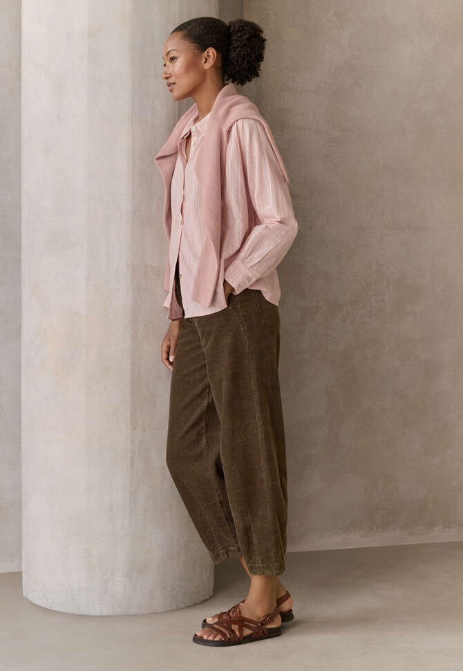 Cropped tapered-leg trousers, Peat, completeTheLook