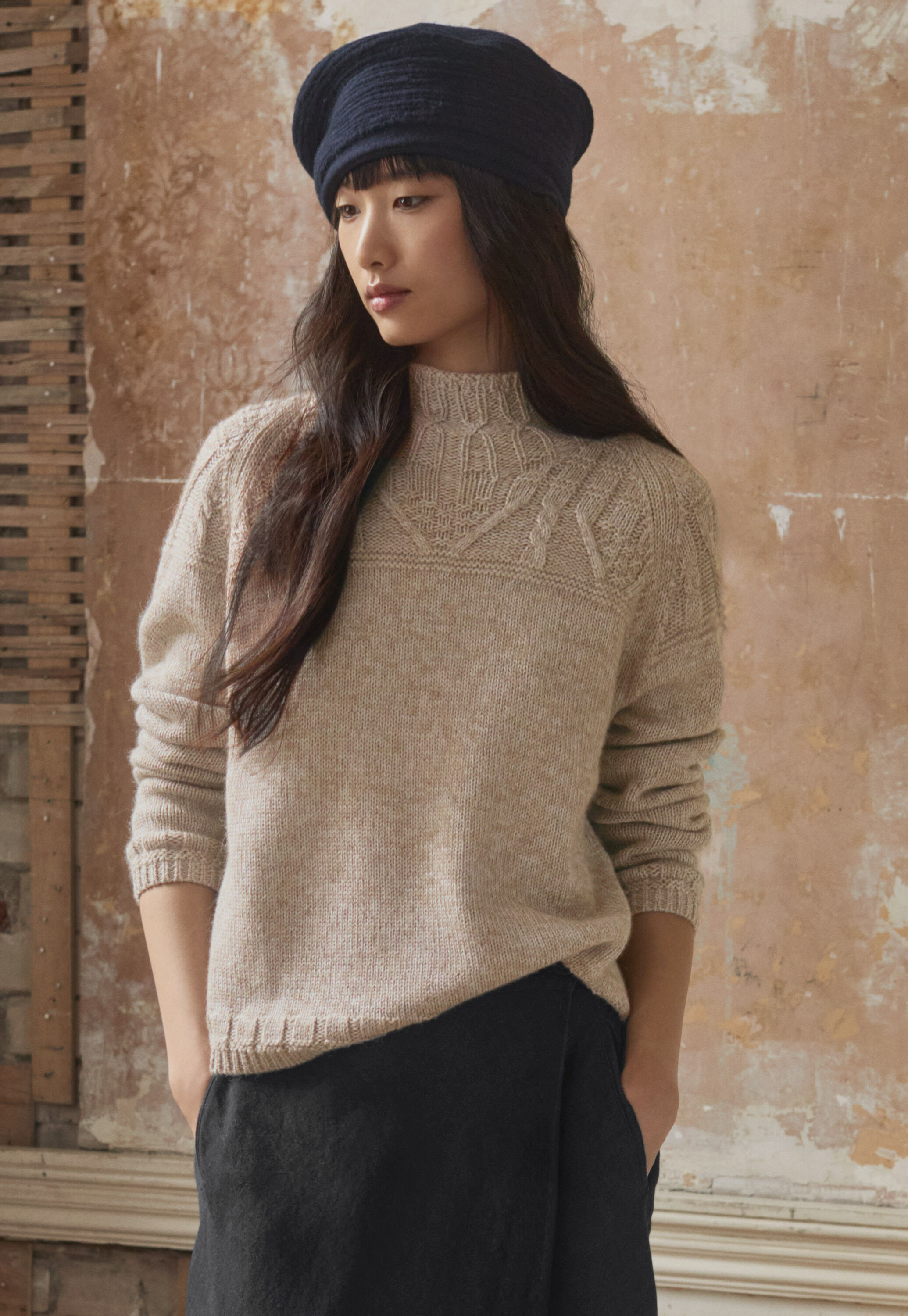 Round-neck sweater