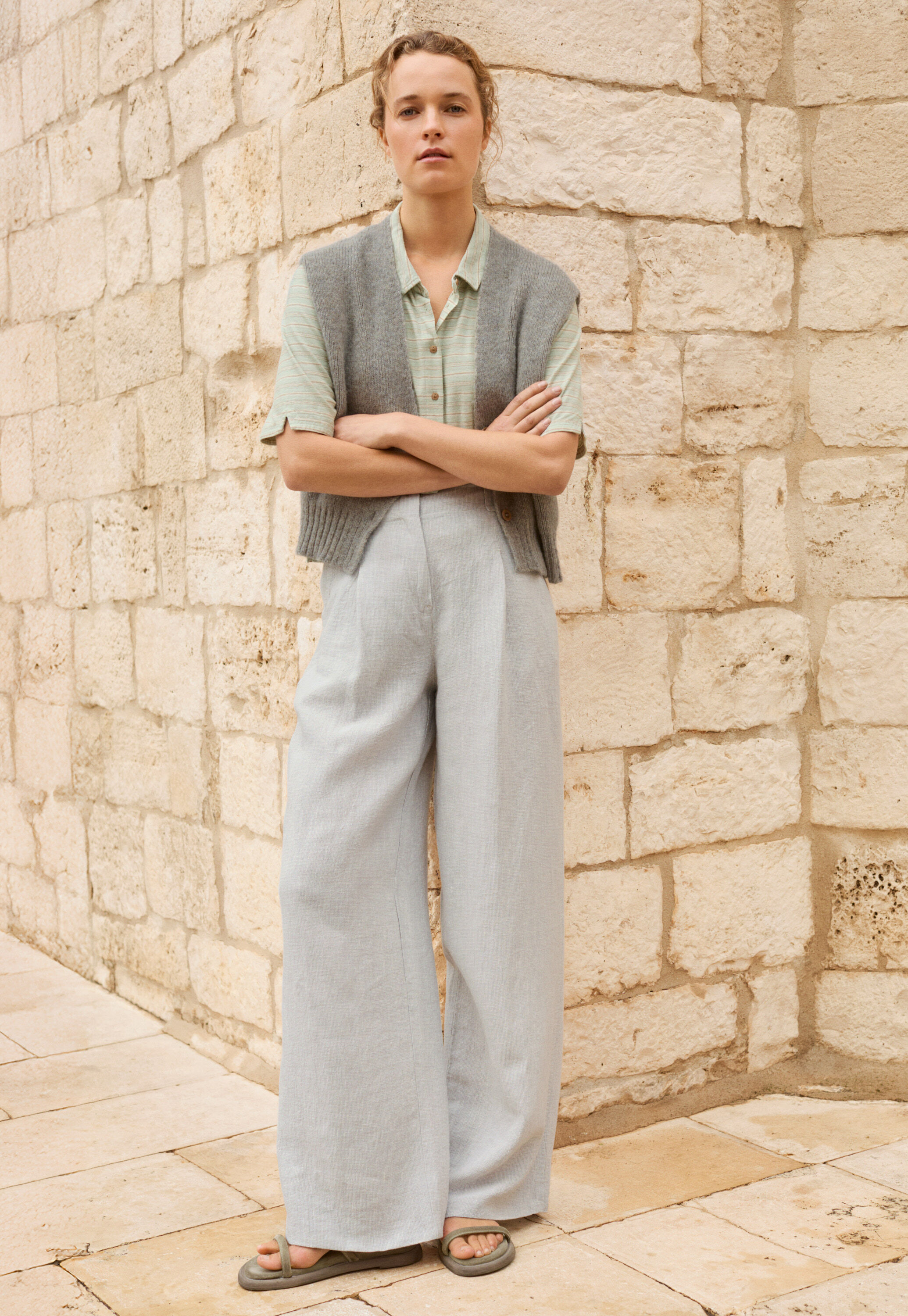 Knitted waistcoat, Grey stone, large
