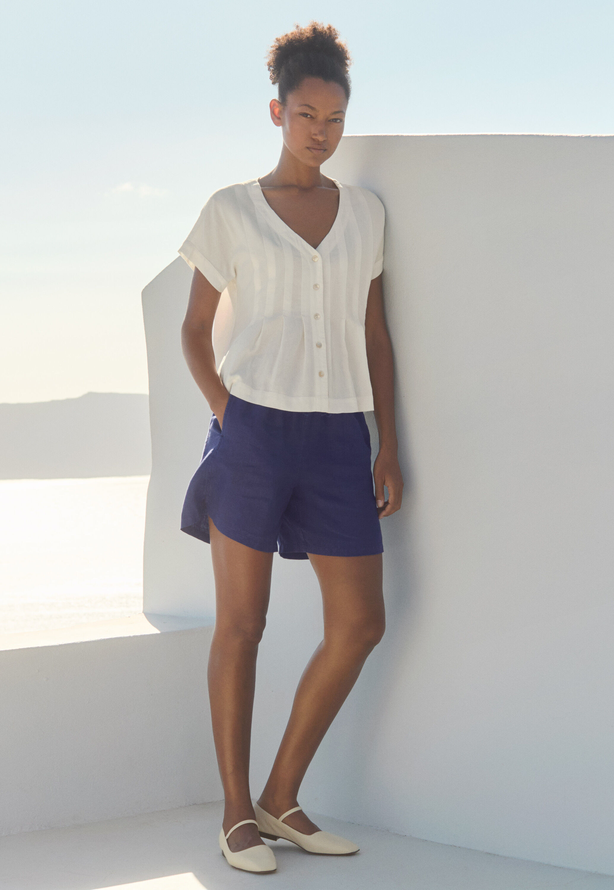 Pleat-front top