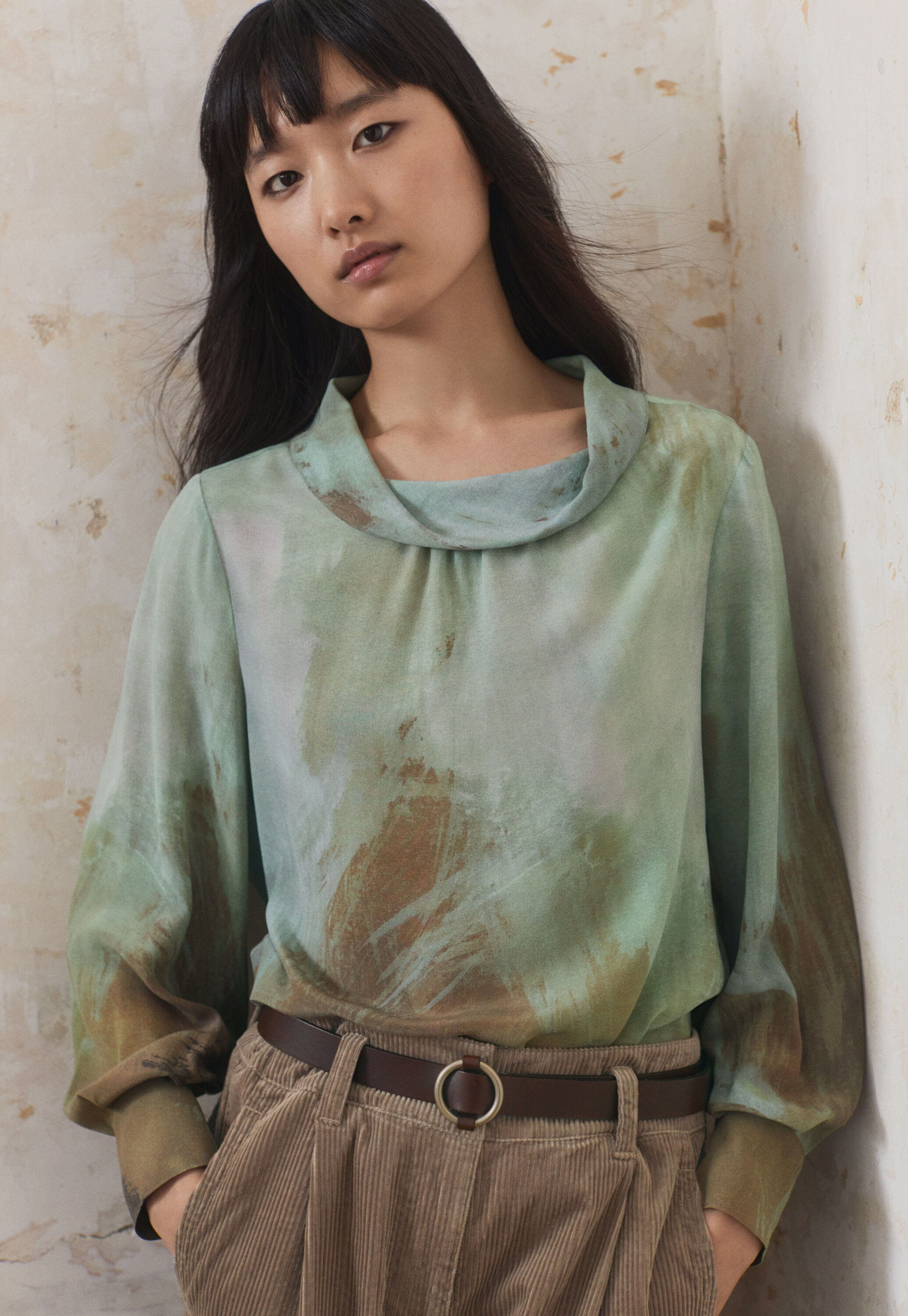 Printed cowl-neck top