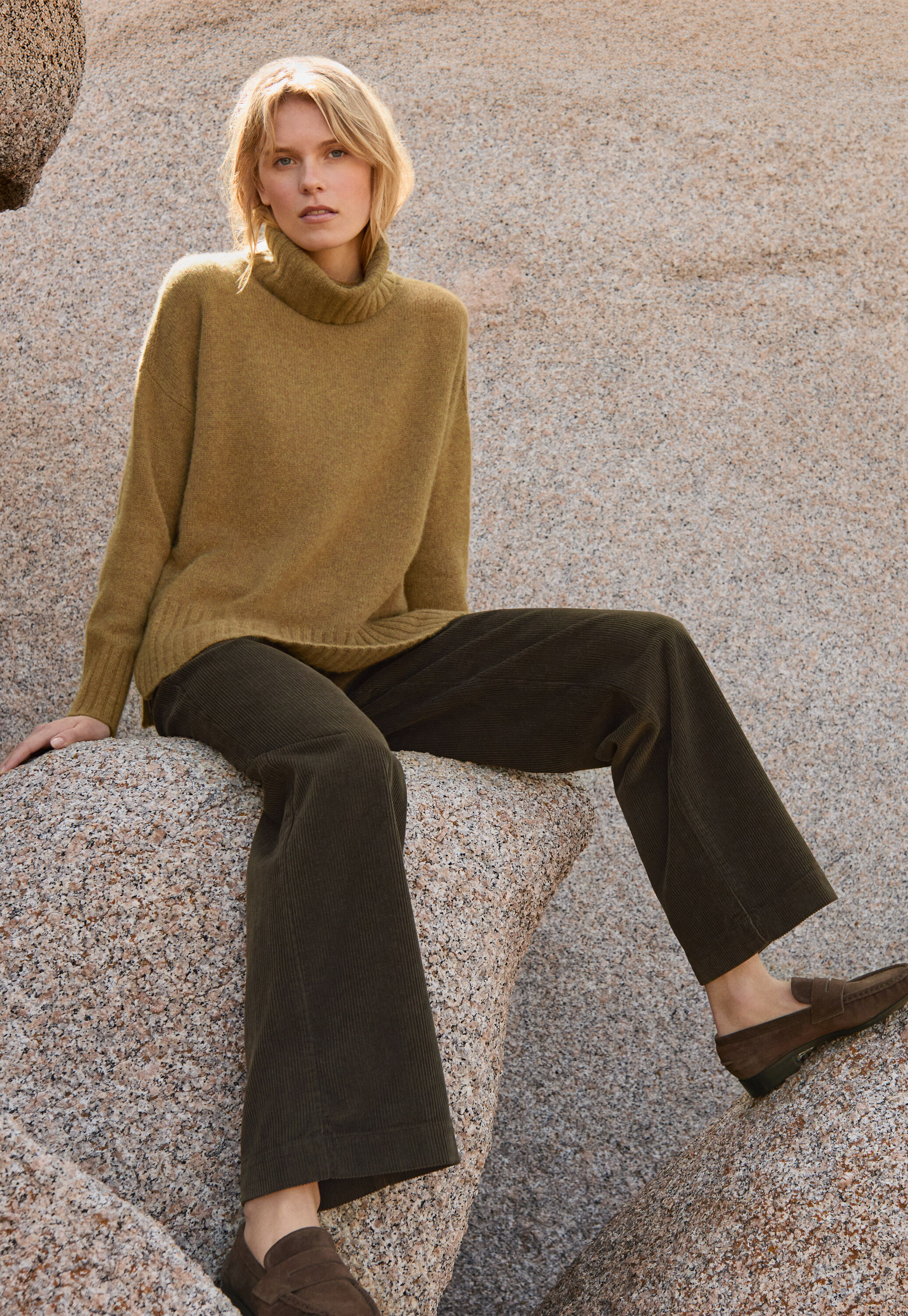 Straight-leg cord trouser