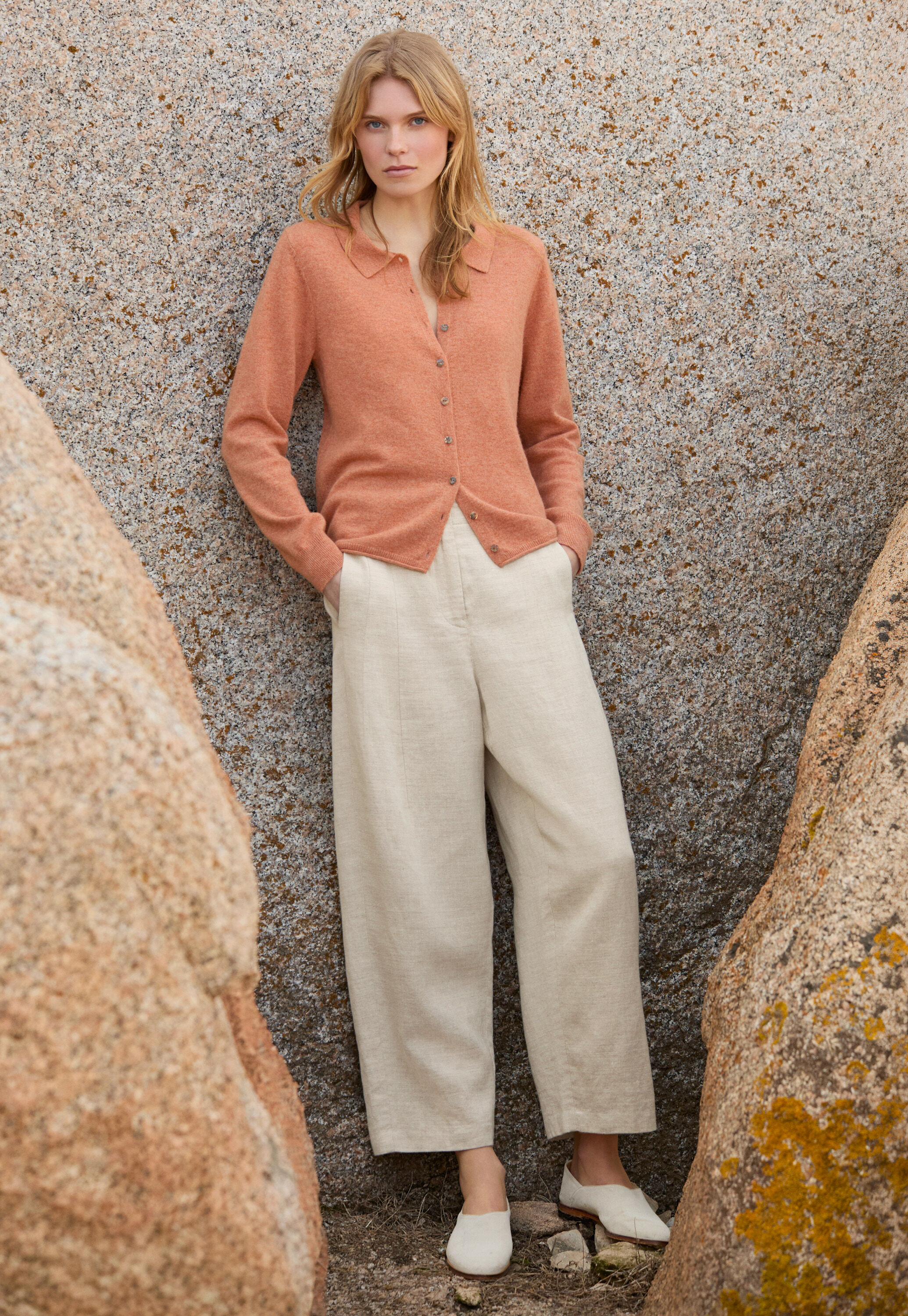 Round-neck sweater