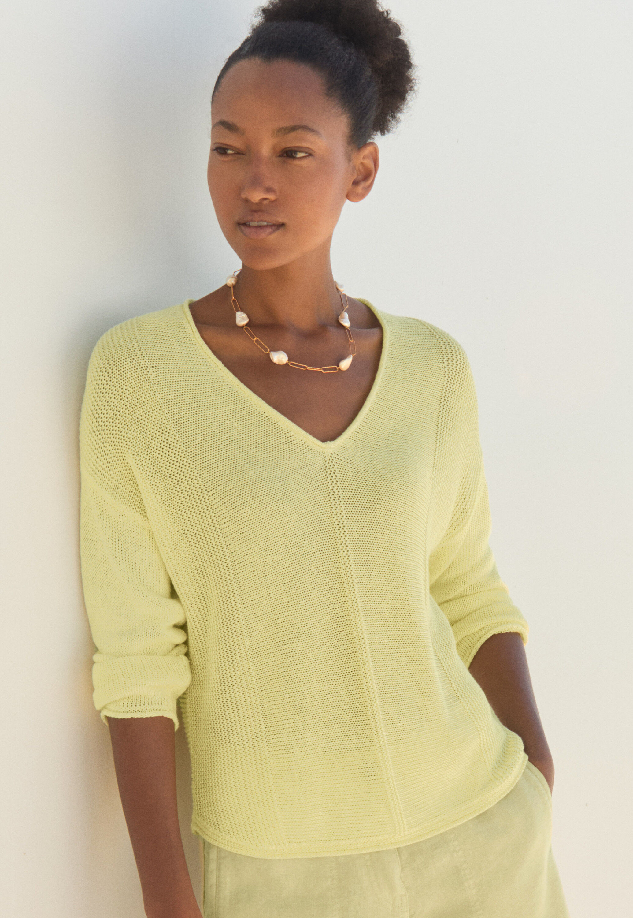 V-neck ribbed panel sweater