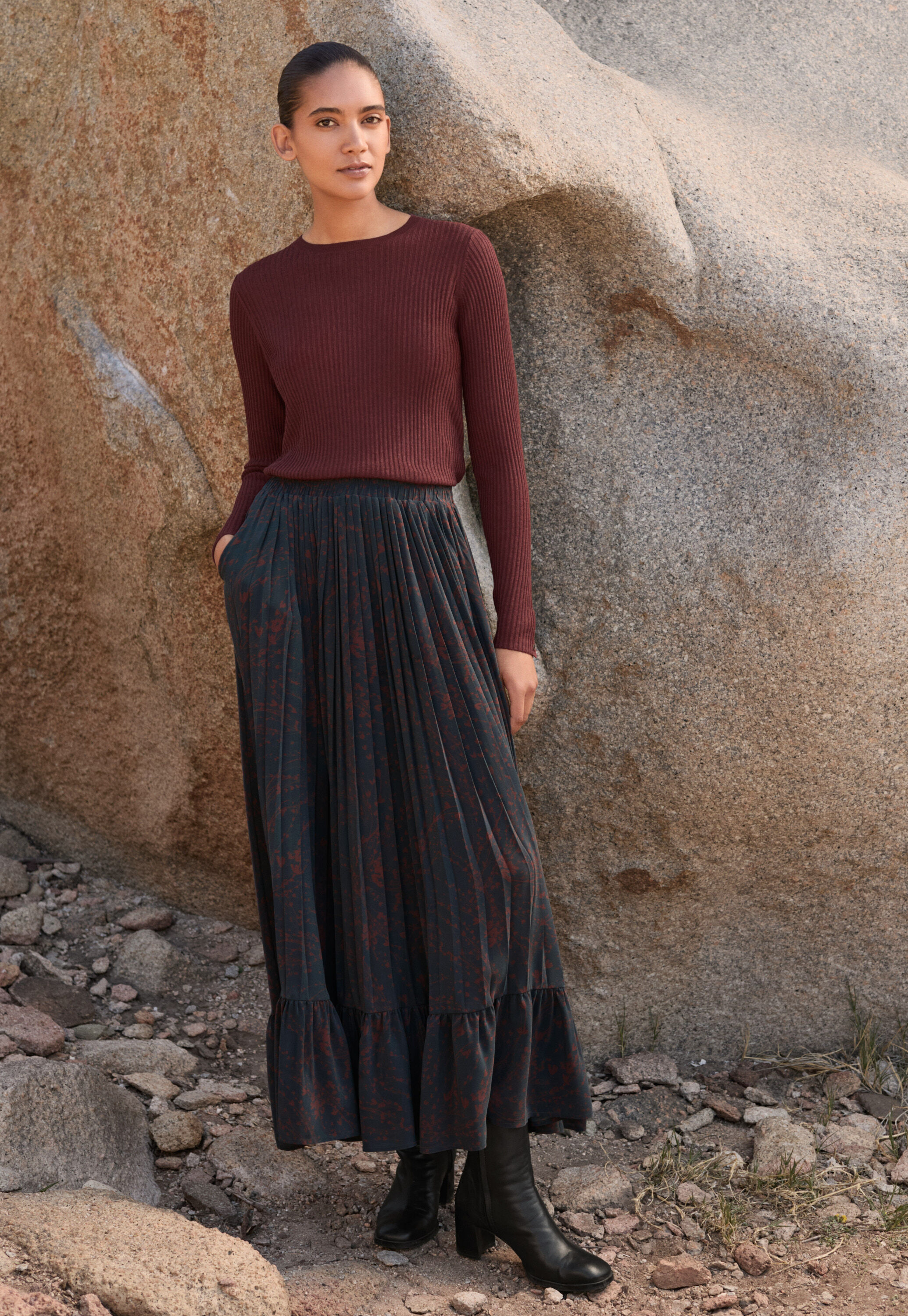 Printed skirt with fluted hem, Petrol plum, large