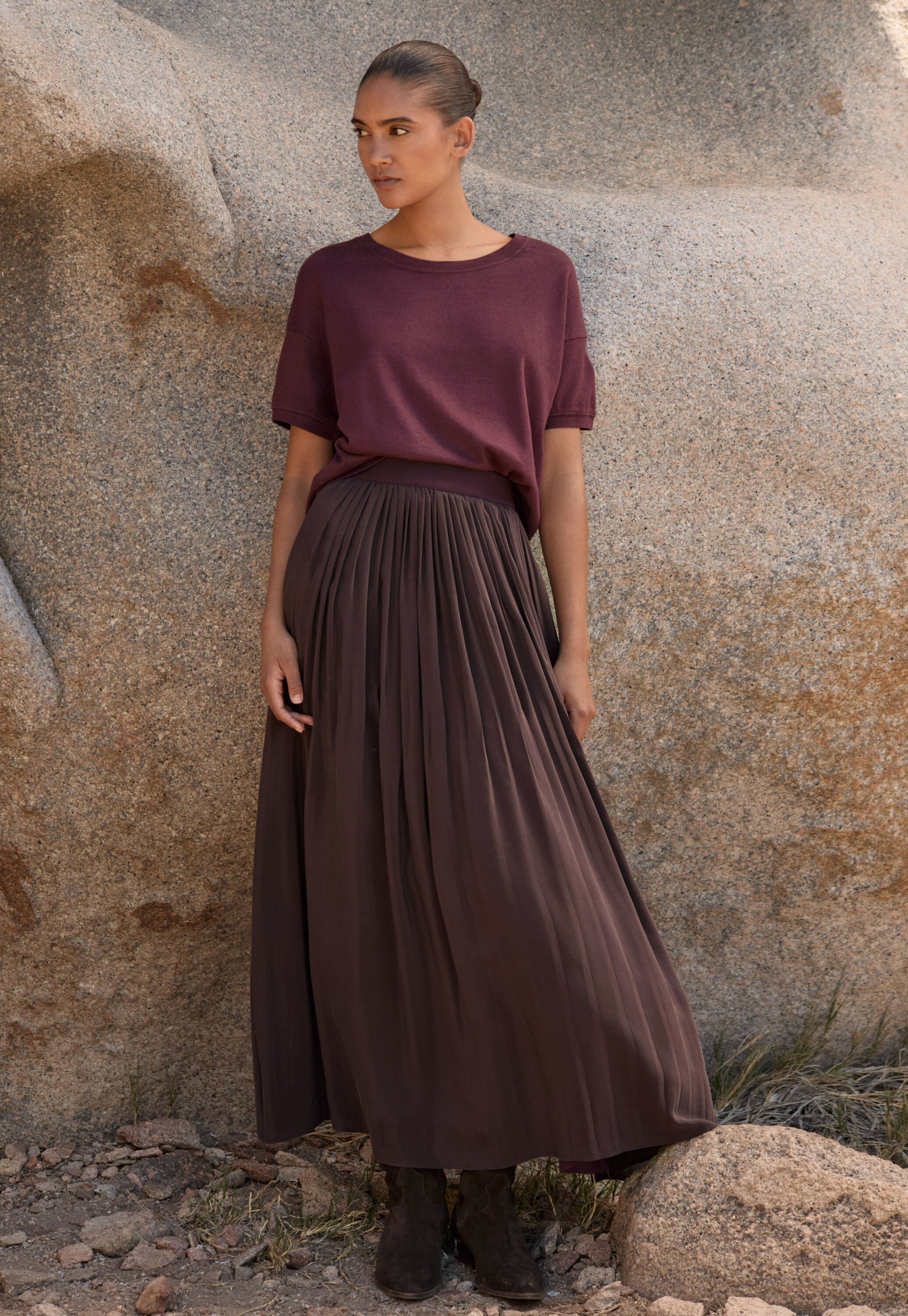 Long pleated skirt