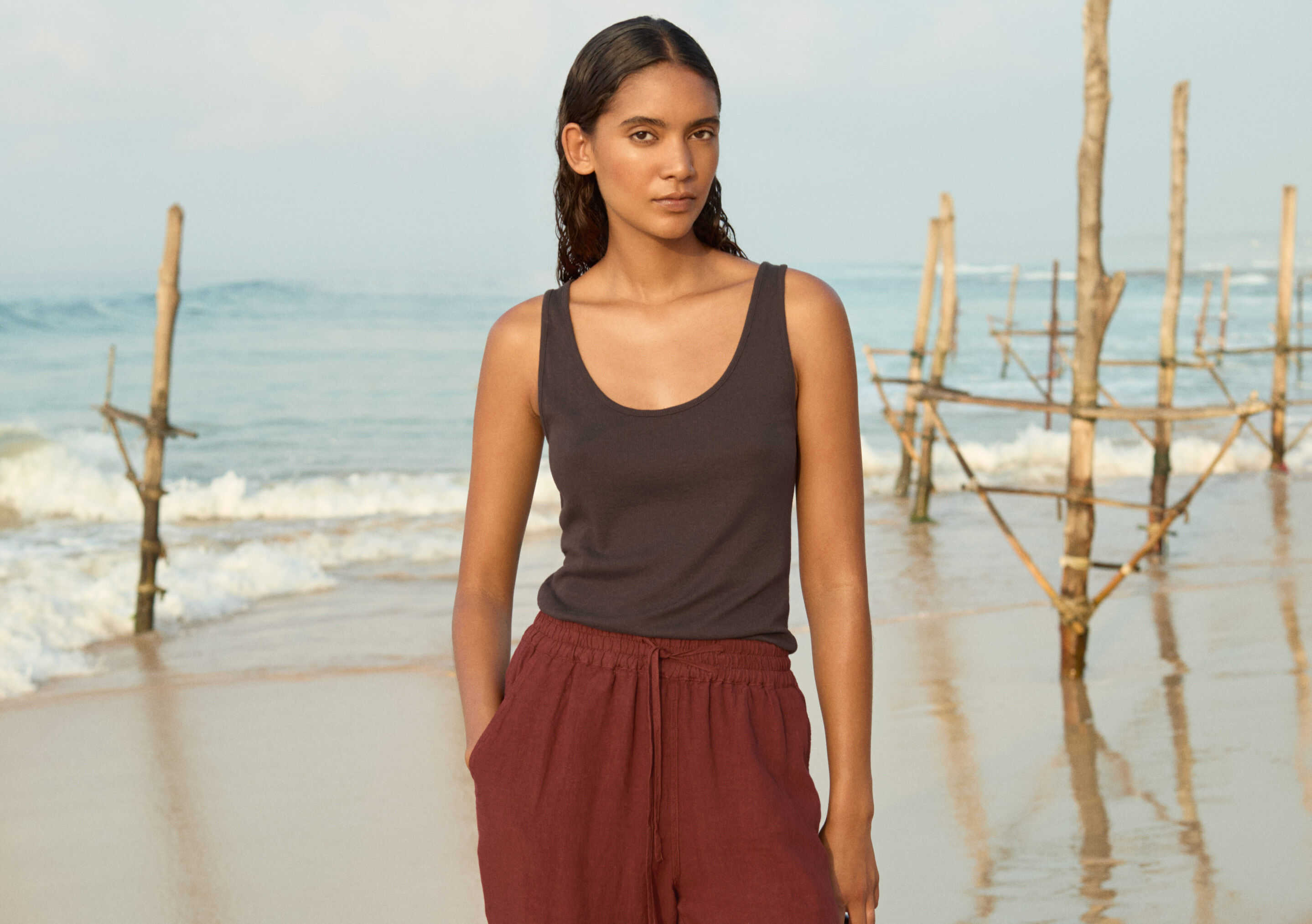 Button-through rib top