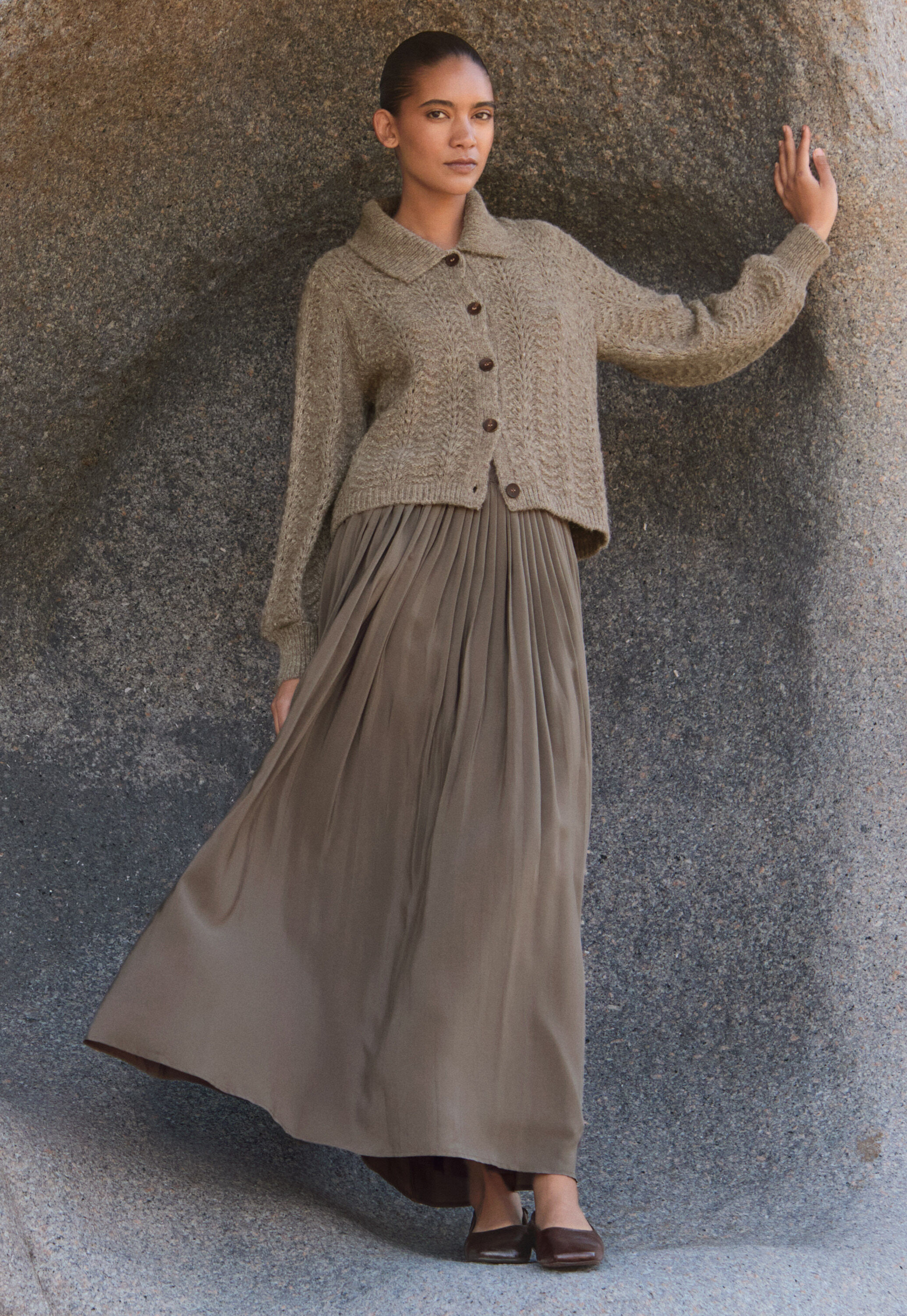 Long pleated skirt, Taupe grey, large