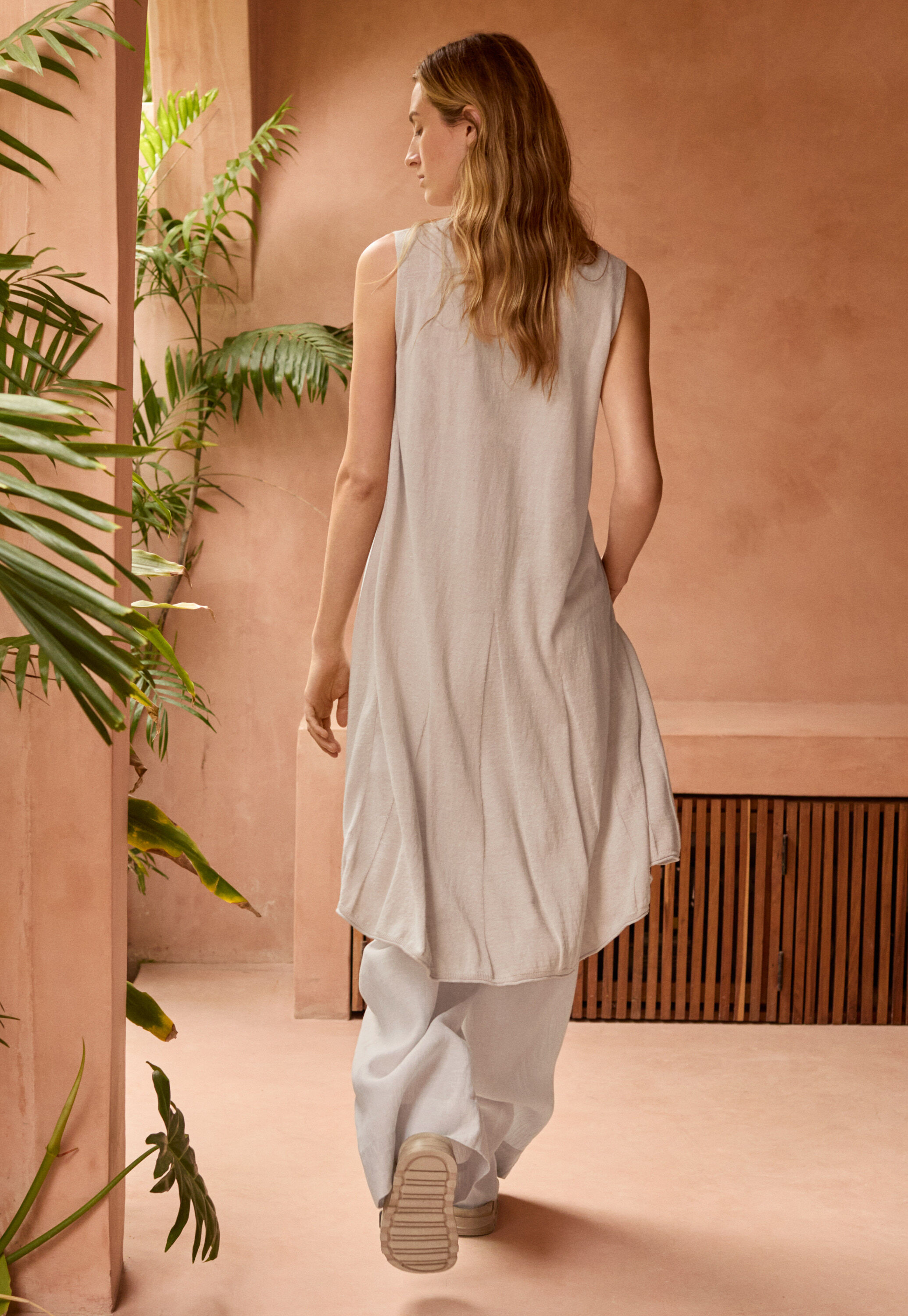 Long knitted waistcoat