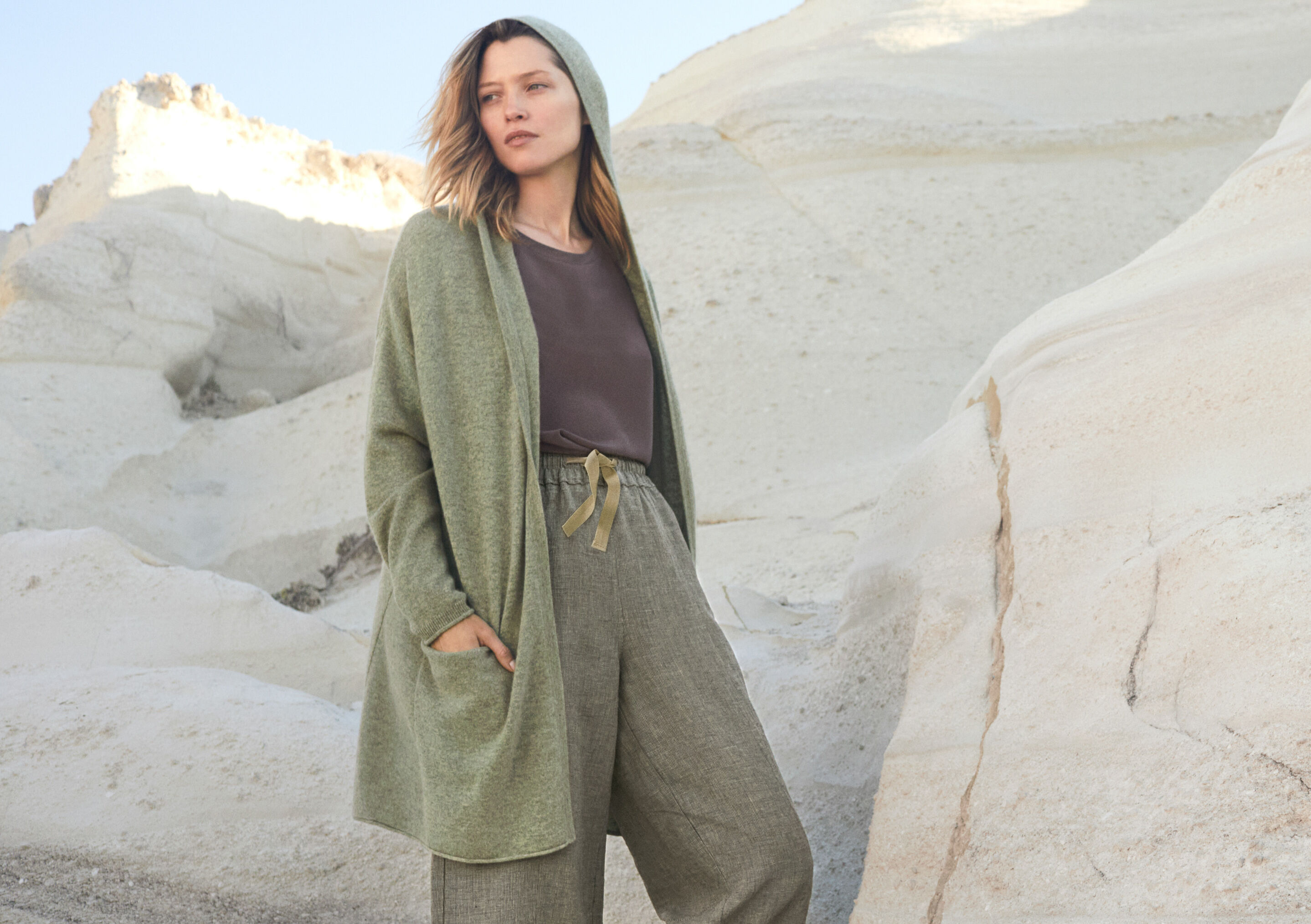 Edge-to-edge cardigan