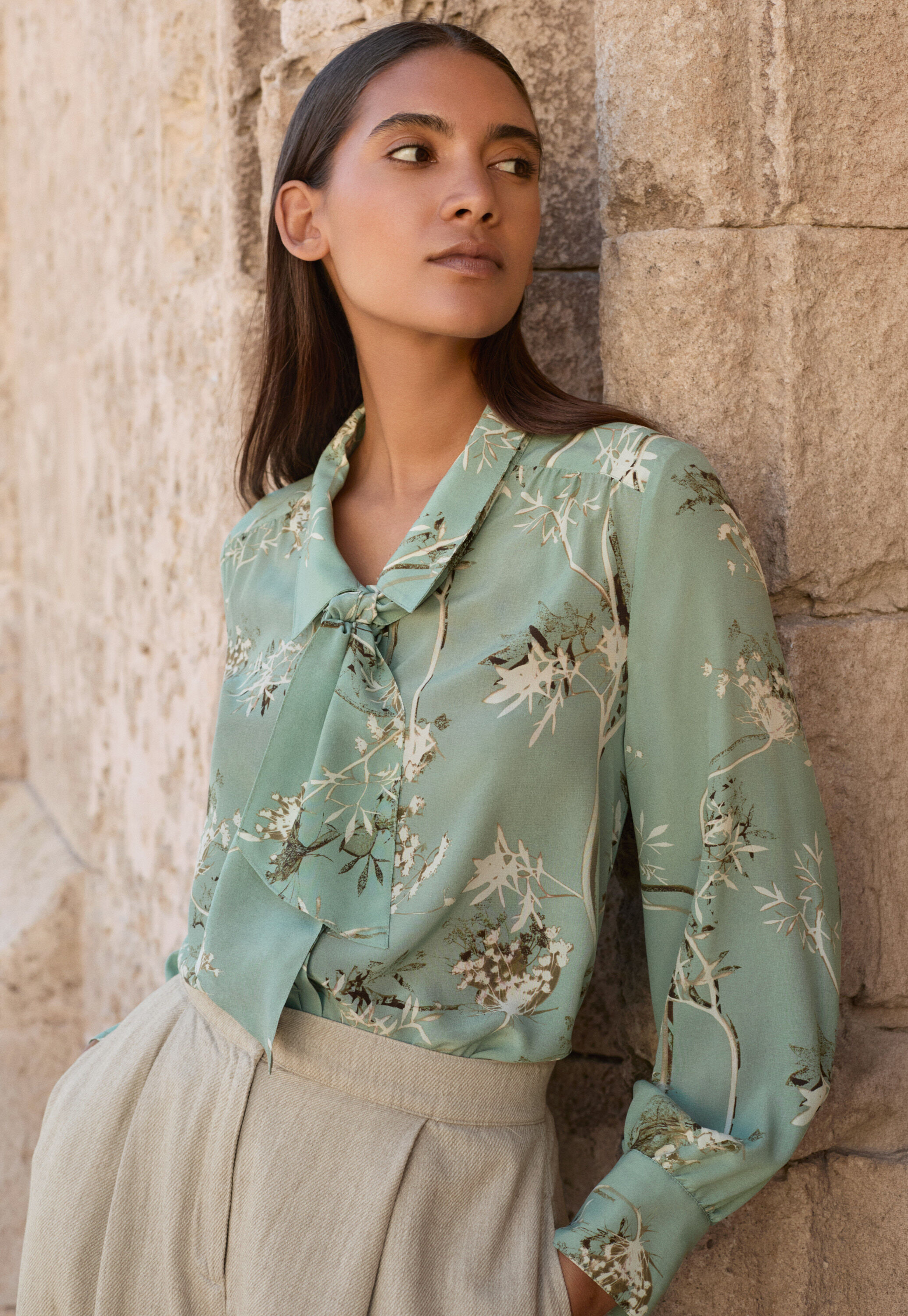 Printed tie-blouse