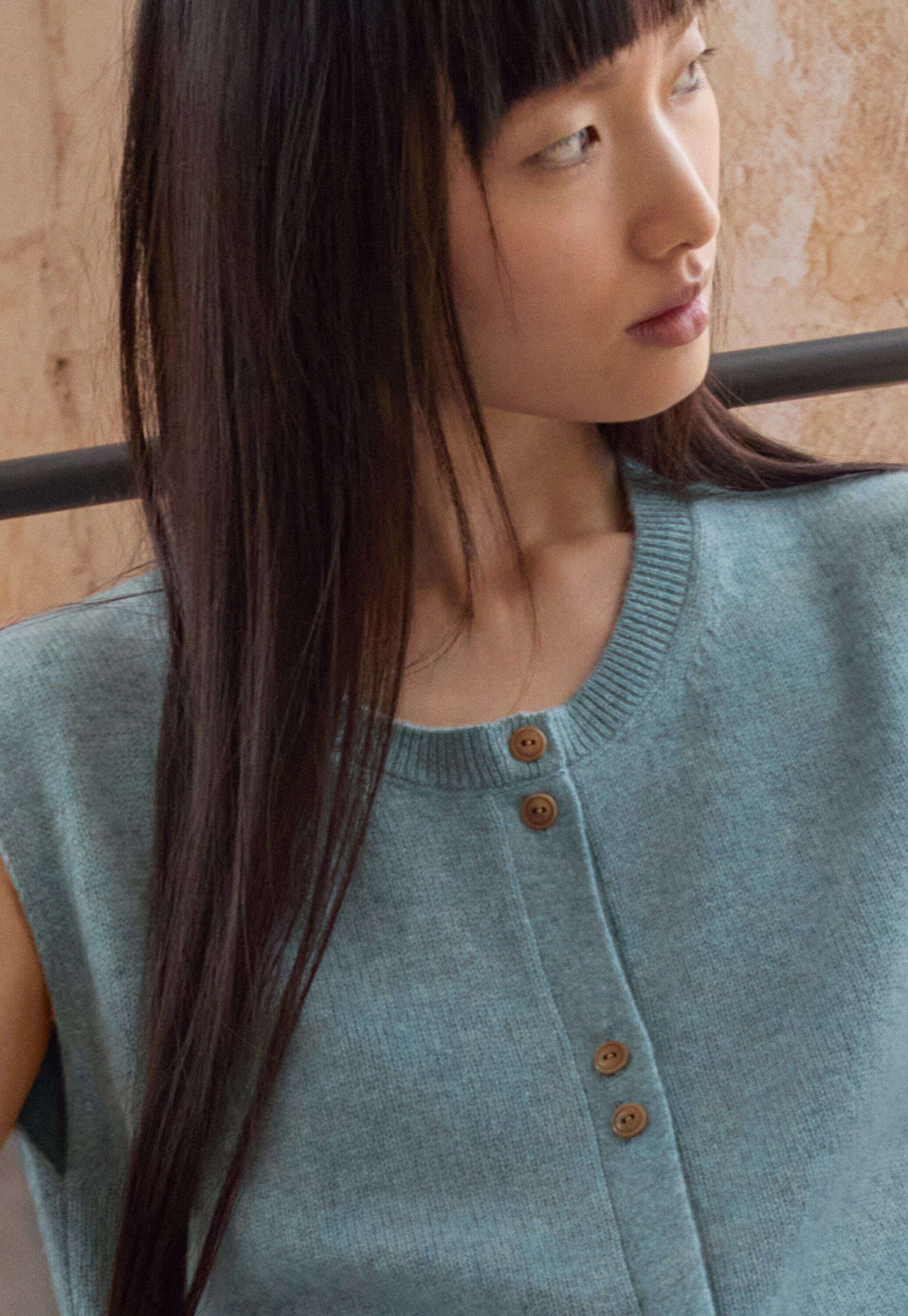 Sleeveless sweater