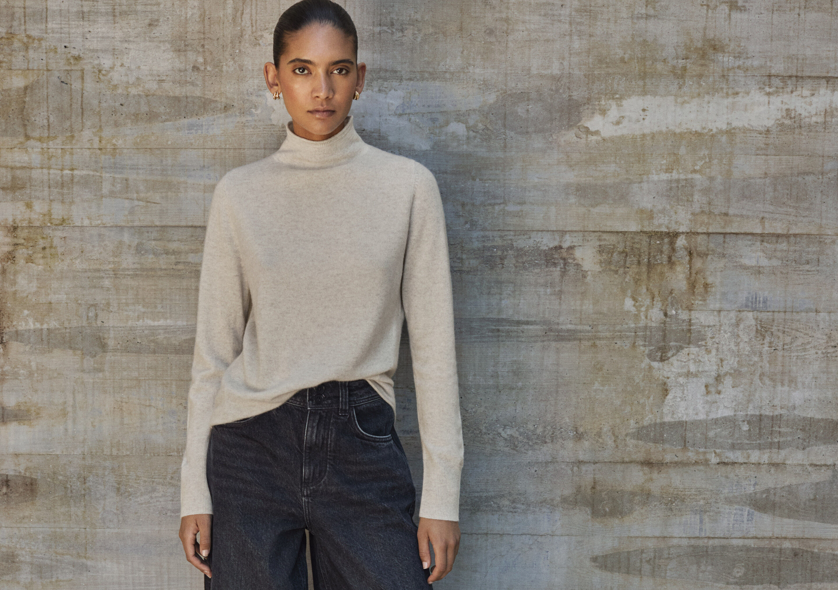 Slim funnel-neck sweater