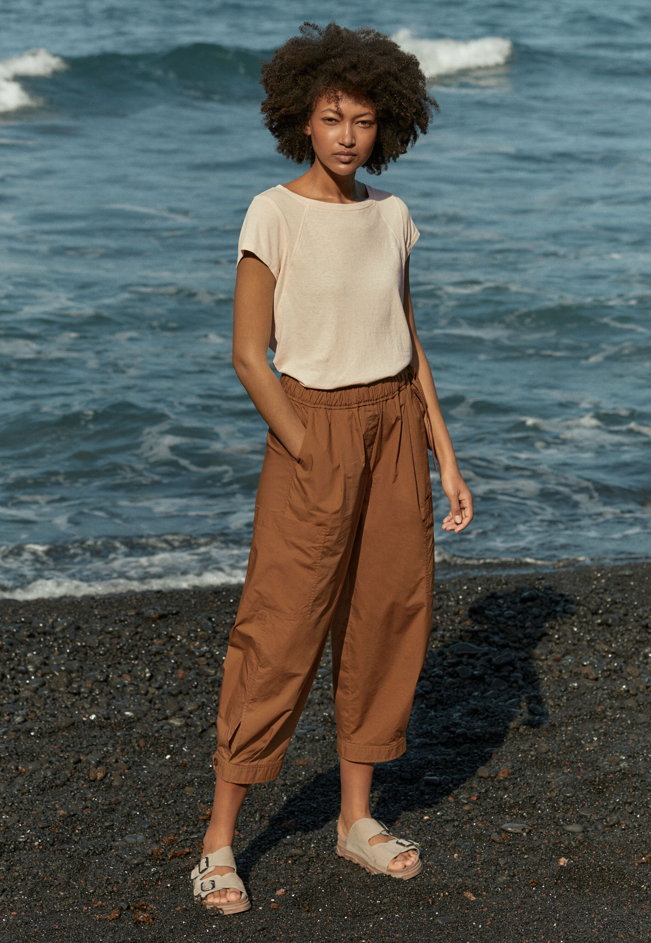 Cropped pull-on trousers