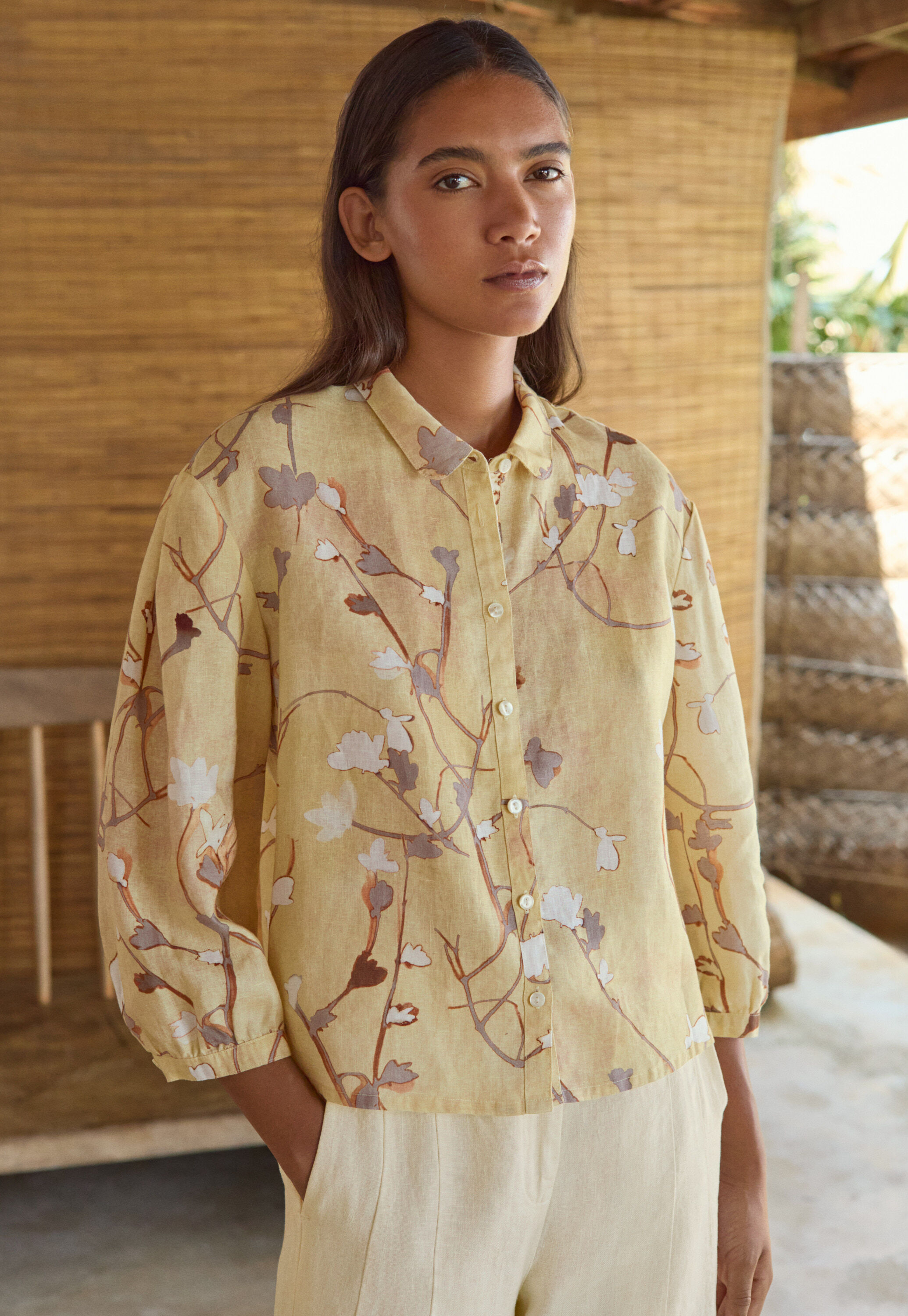 Printed pleat sleeve shirt