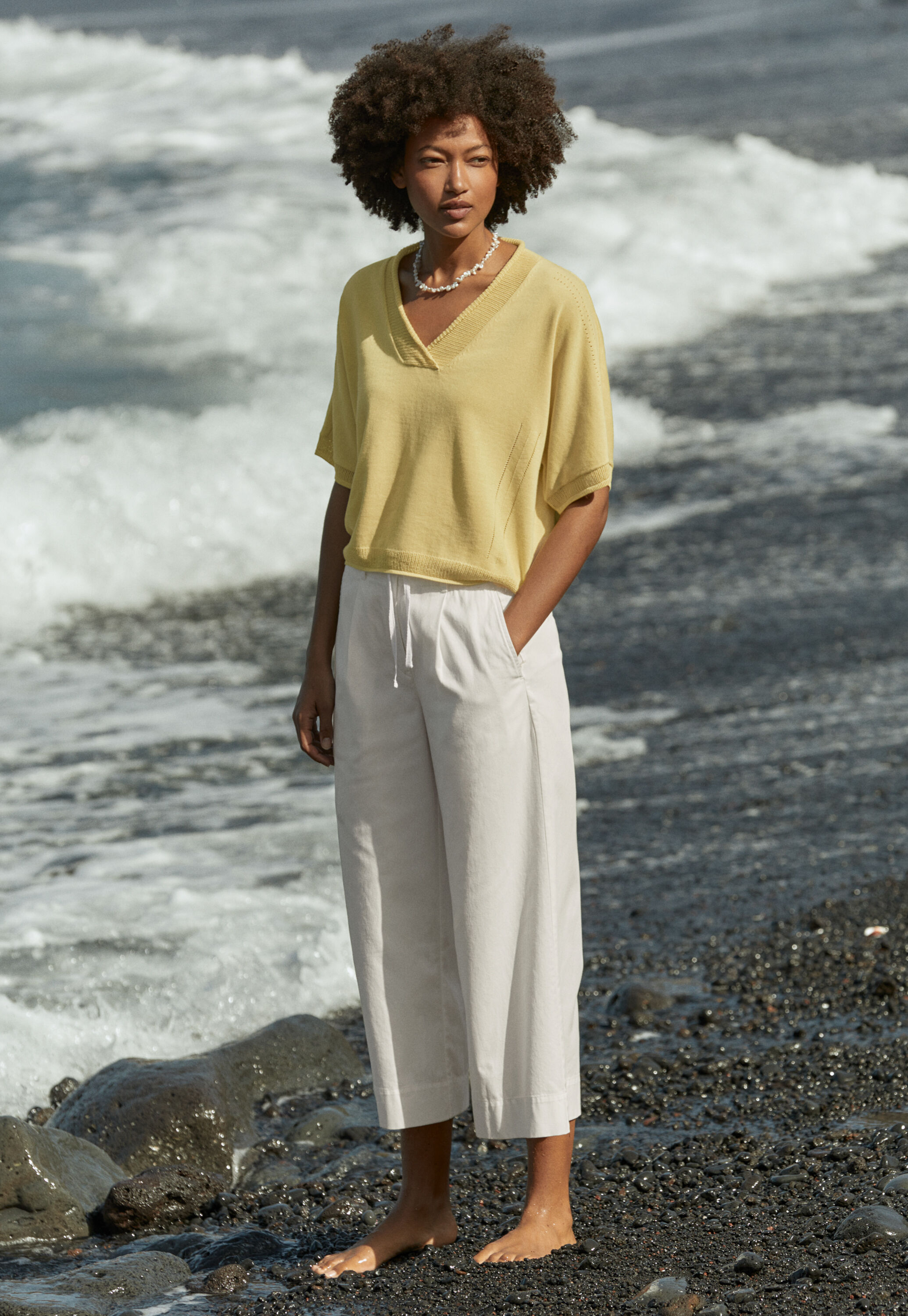 Pleat-front cropped trousers