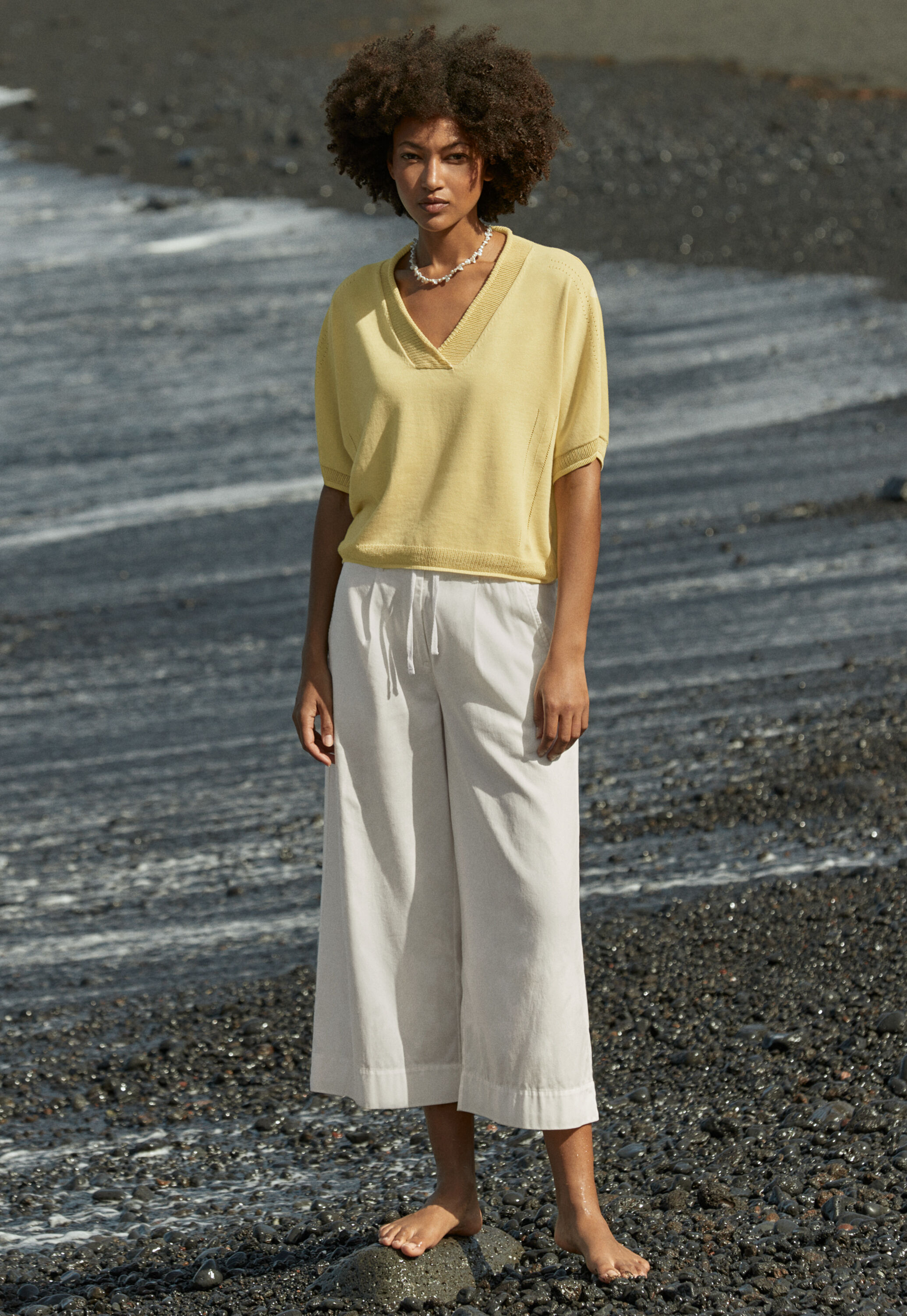 Pleat-front cropped trousers
