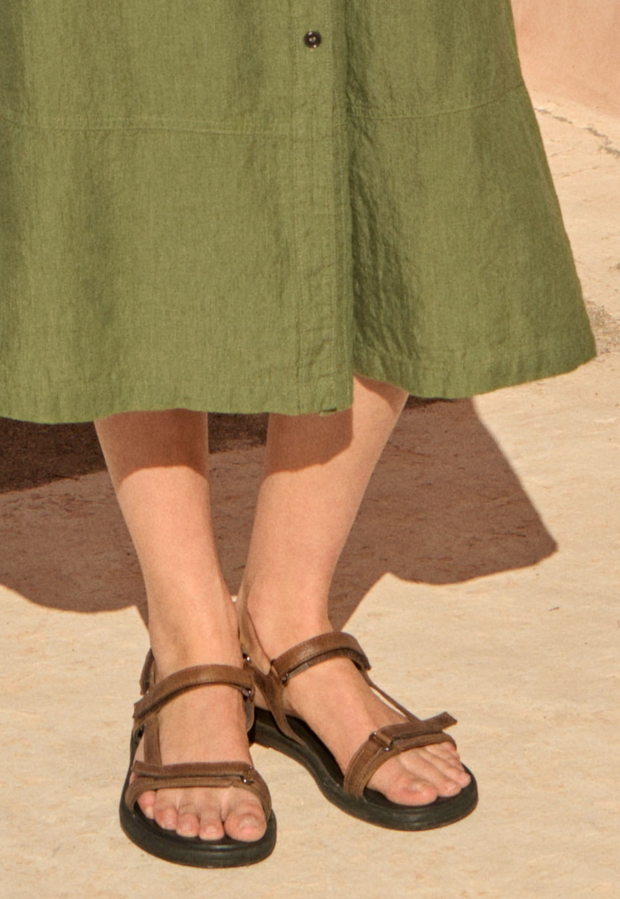 Velcro-strap sandals