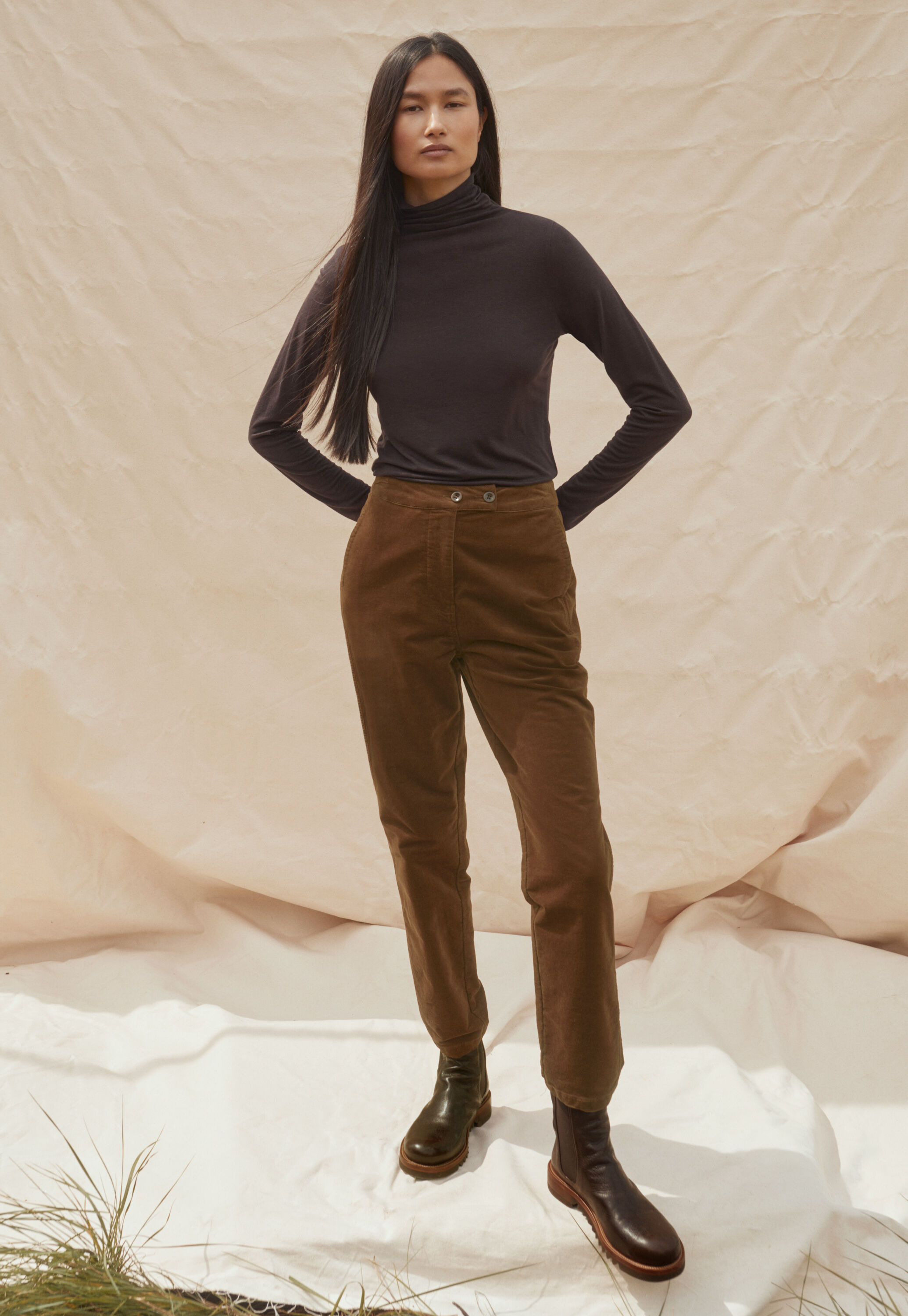 Slim tapered trousers