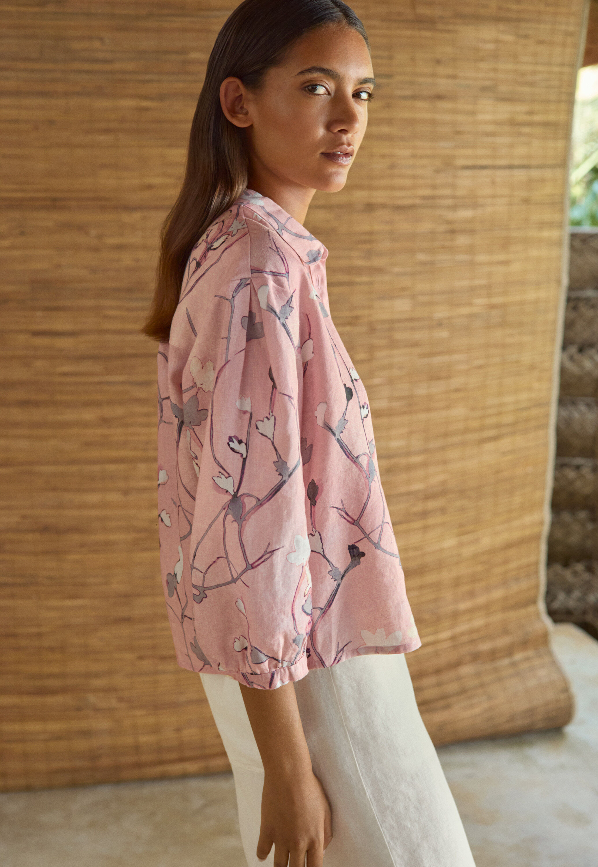 Printed pleat sleeve shirt