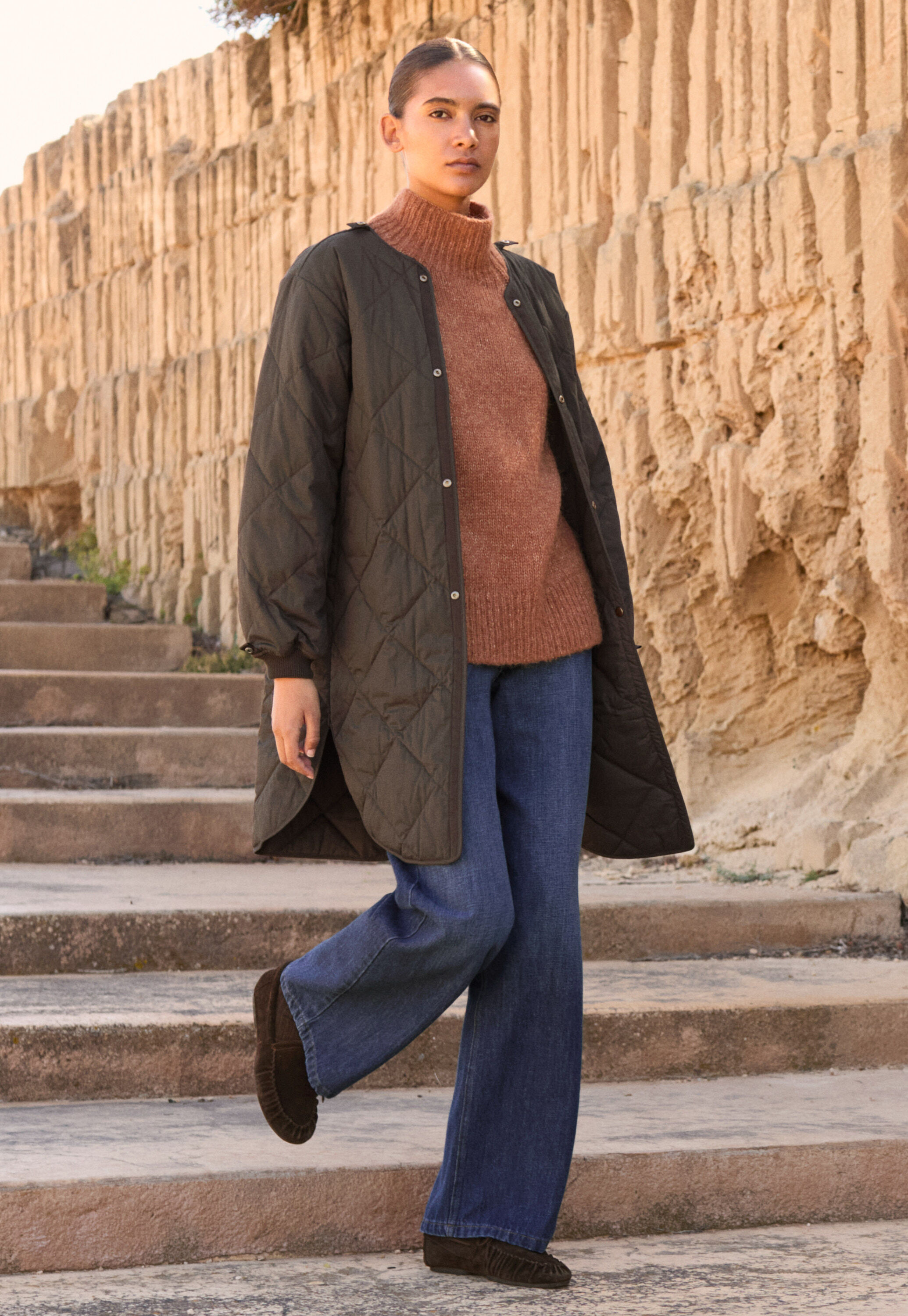 Straight-leg jeans