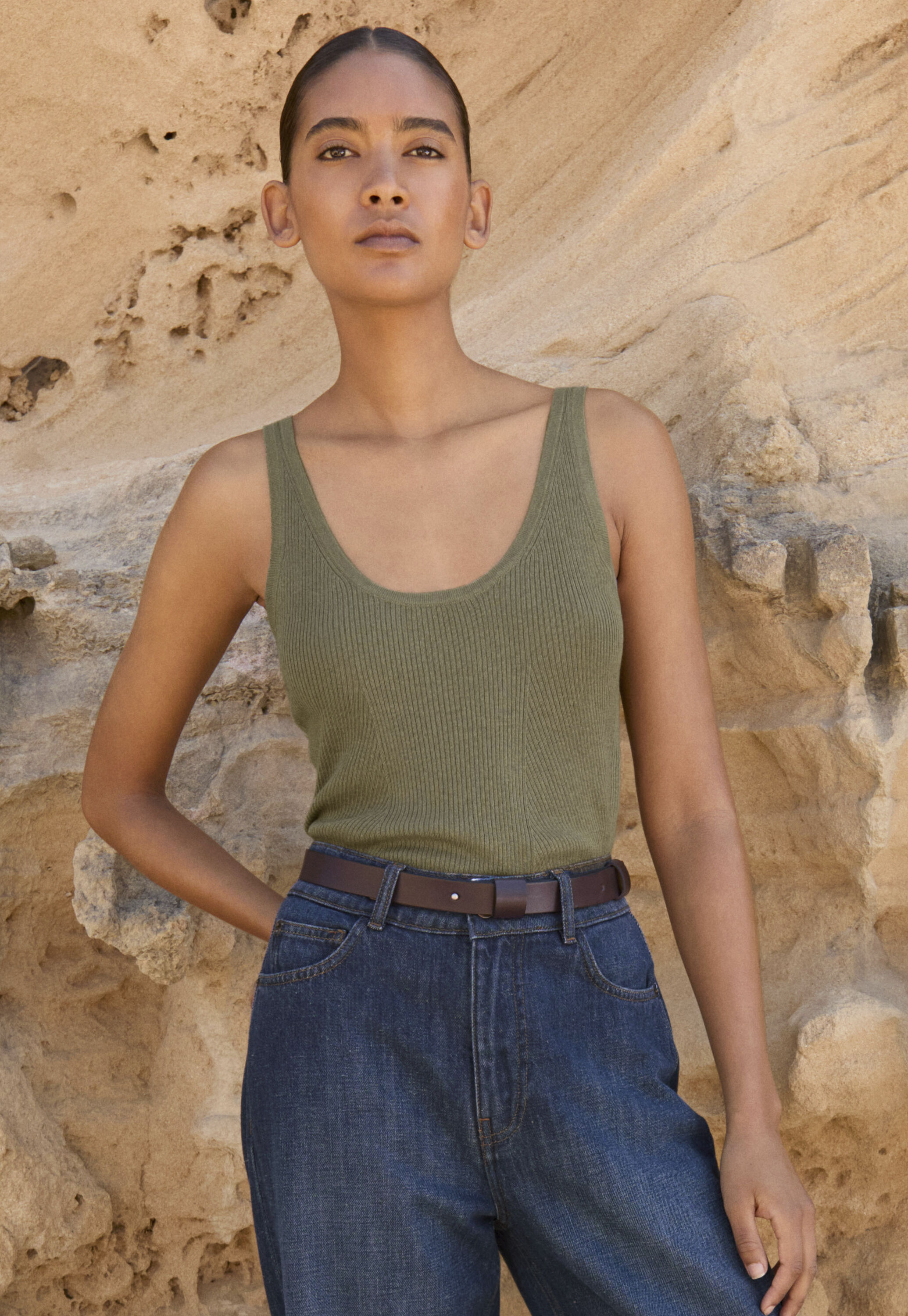 Round-neck sweater