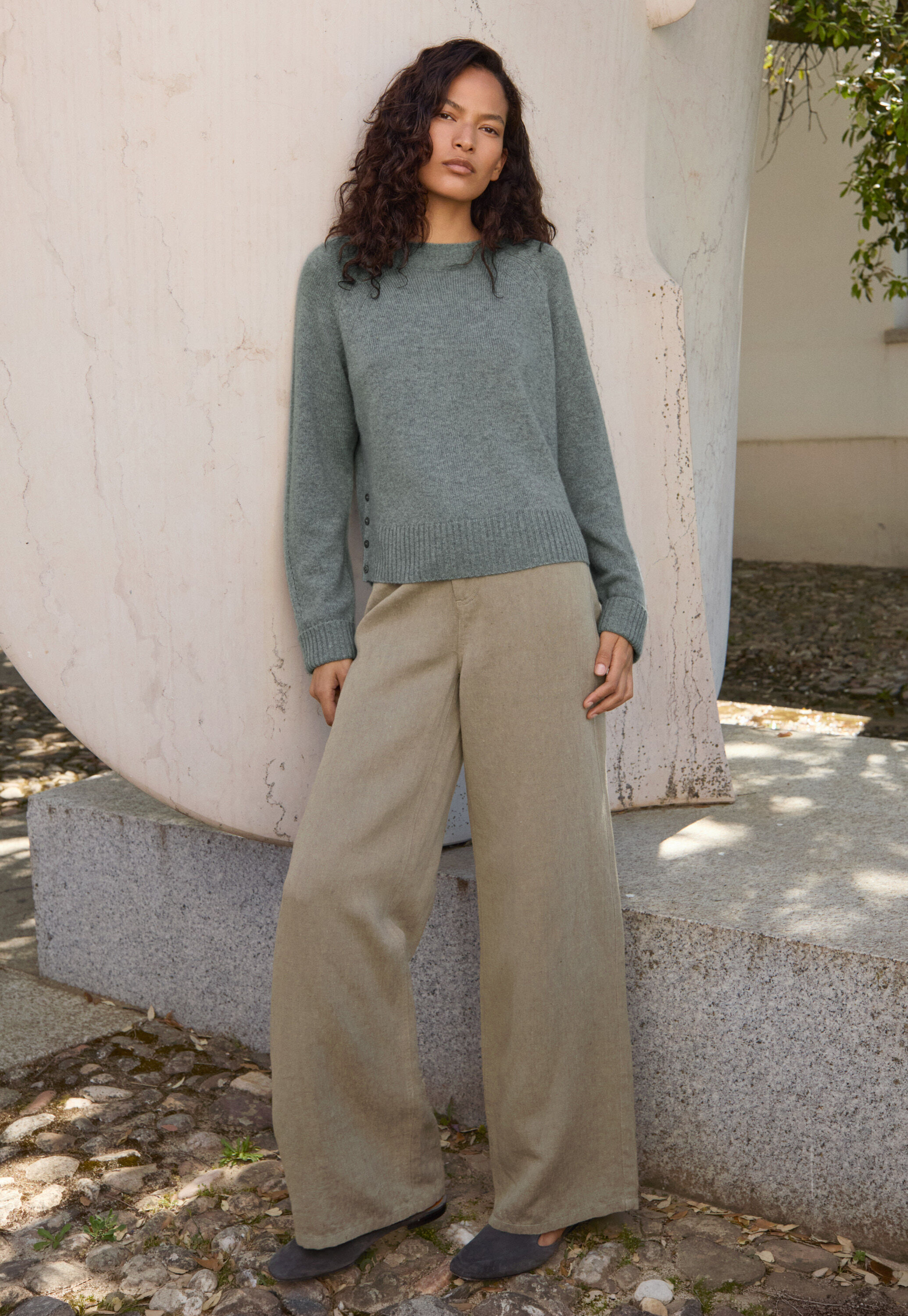 Round-neck sweater