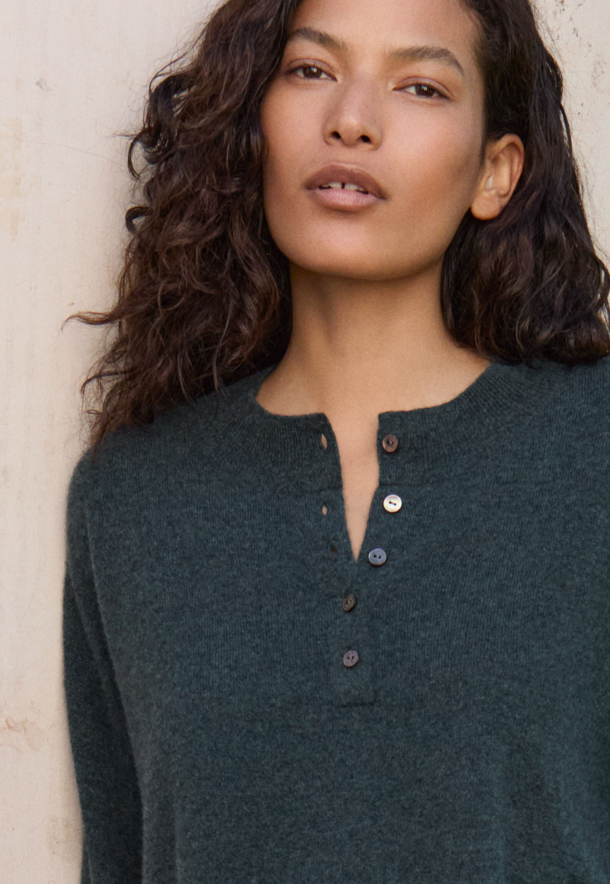 Button-neck sweater