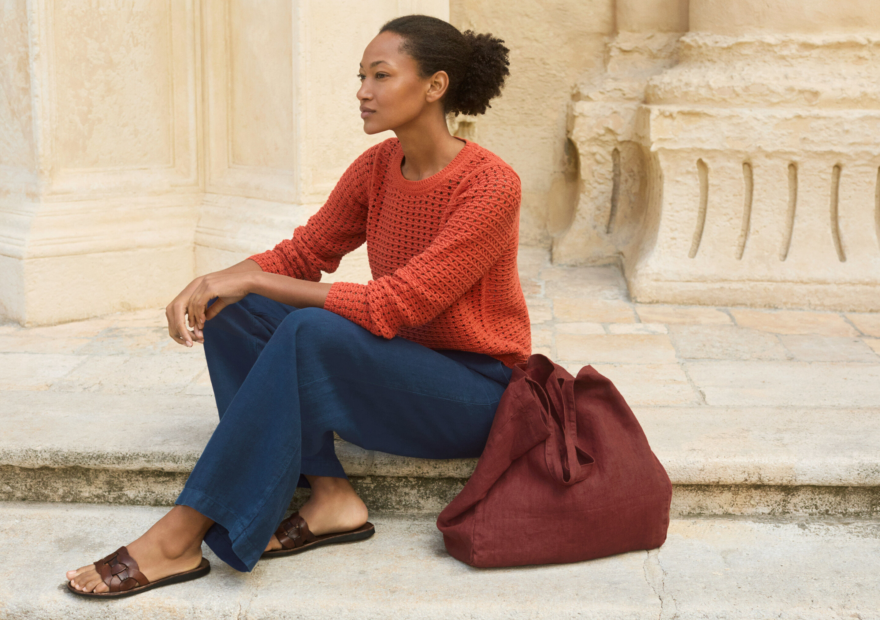 Wide-leg trousers